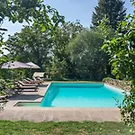 The Farmer's House With Swimming Pool *